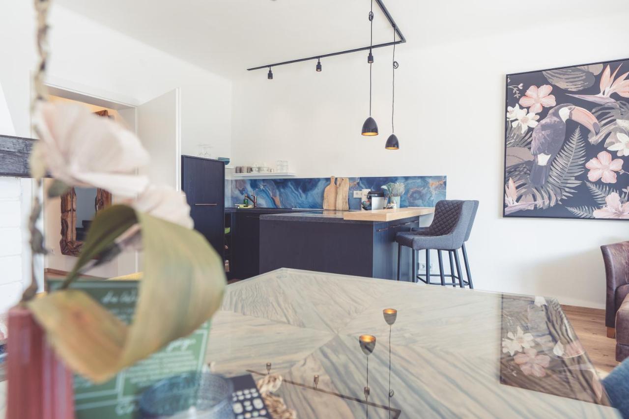 Anna Pertl - Lieblingsquartier Aparthotel Sankt Gilgen Bagian luar foto