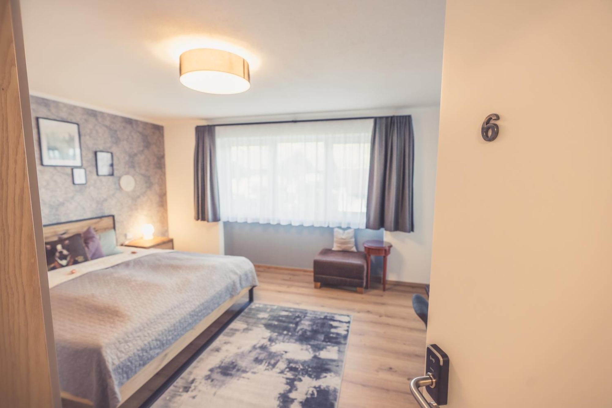 Anna Pertl - Lieblingsquartier Aparthotel Sankt Gilgen Bagian luar foto
