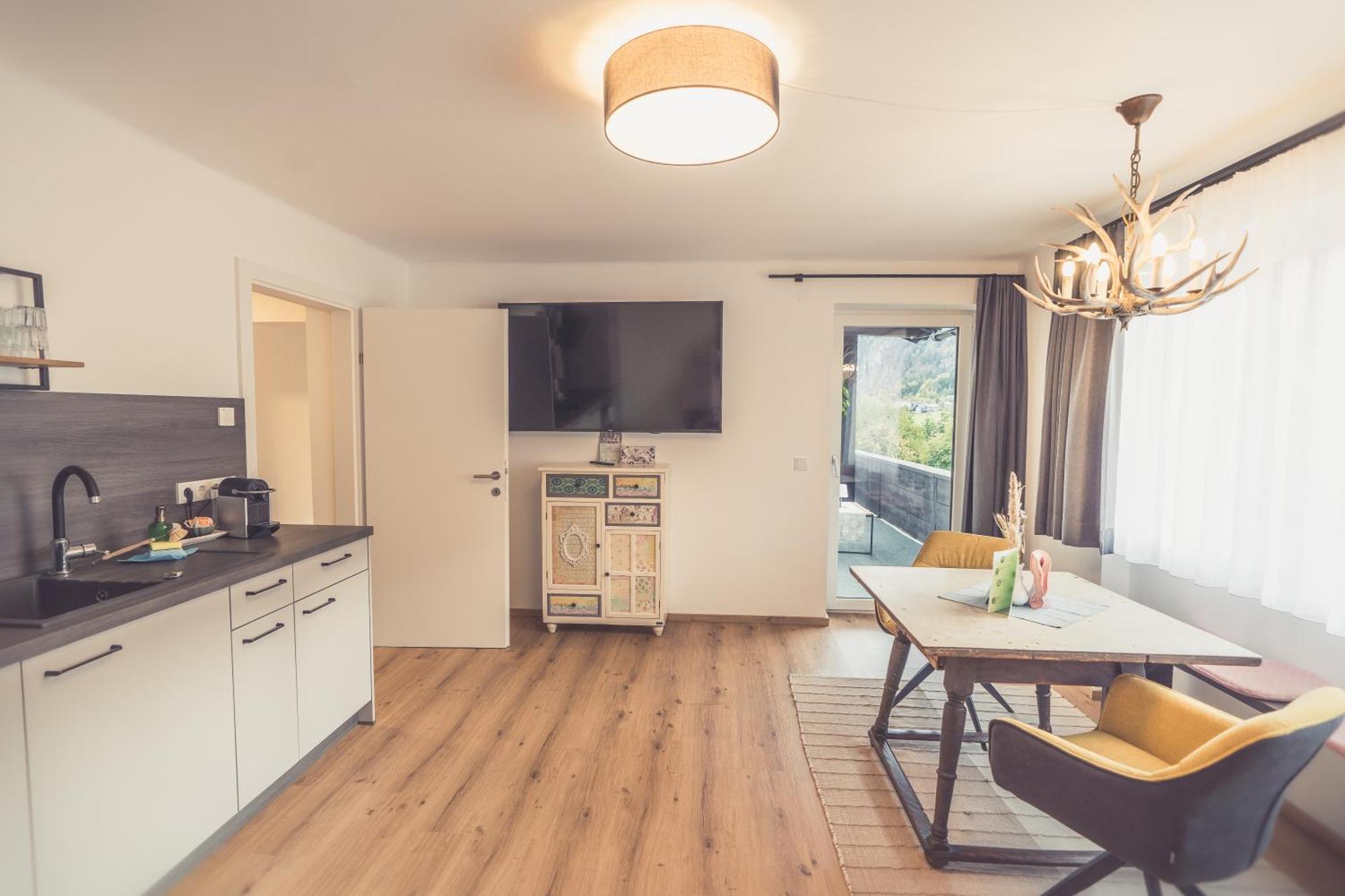 Anna Pertl - Lieblingsquartier Aparthotel Sankt Gilgen Bagian luar foto