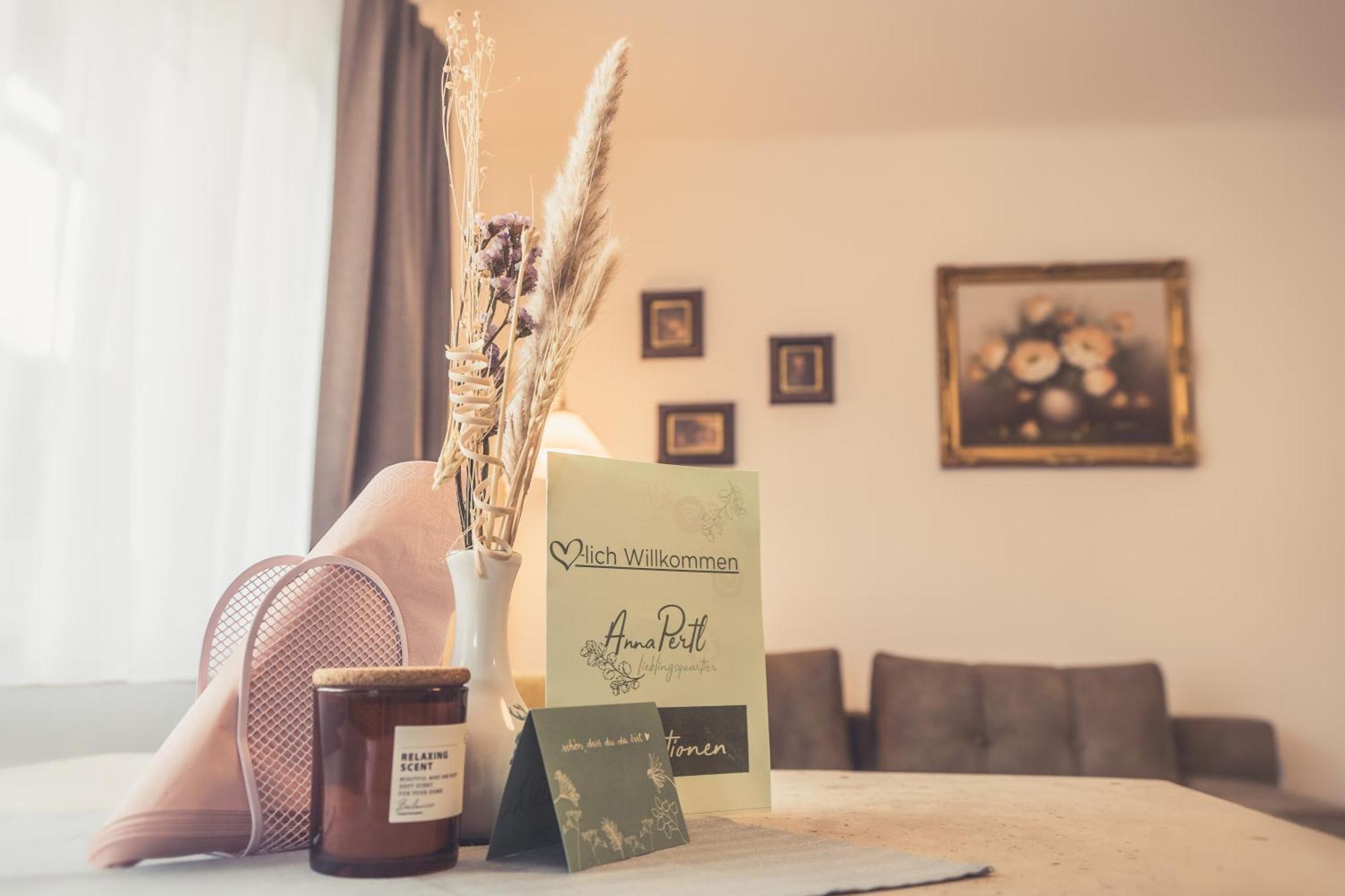 Anna Pertl - Lieblingsquartier Aparthotel Sankt Gilgen Bagian luar foto